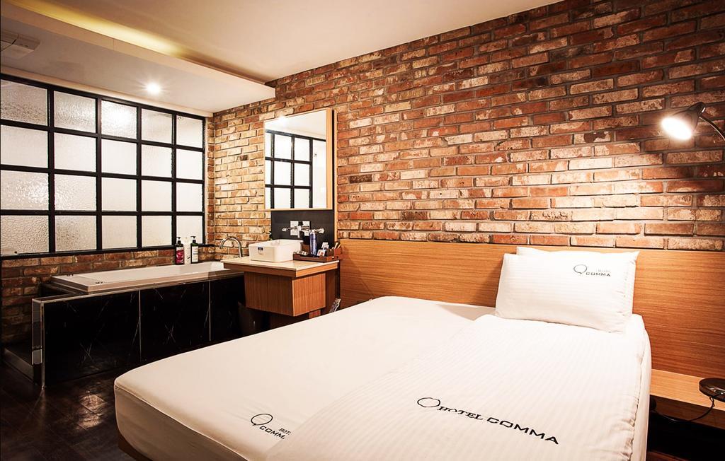 Comma Hotel Busan Esterno foto