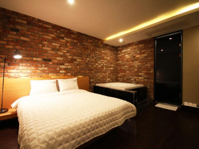 Comma Hotel Busan Esterno foto