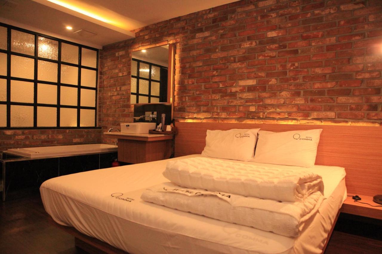 Comma Hotel Busan Esterno foto