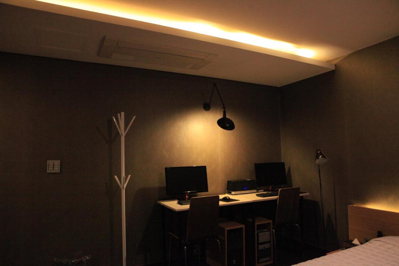 Comma Hotel Busan Esterno foto
